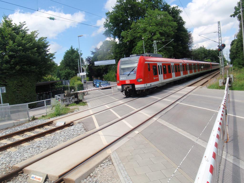 S-Bahn-Übergang Münchener Straße